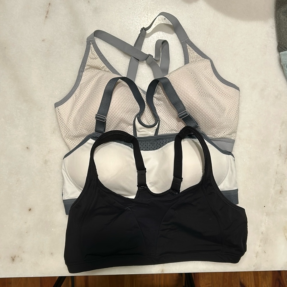 Lot of 3 jogging bras